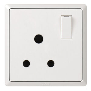INFINIT SOCKET 15A SINGLE WHITE