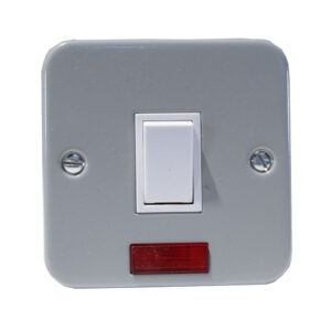 T&J METAL CLAD GEYSER SWITCH 20A SURFACE M2120L